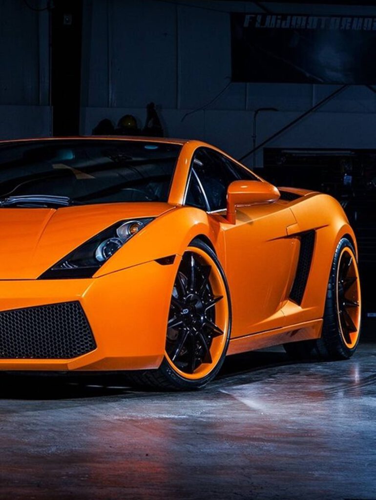 Mechanic WordPress theme car review template portfolio 12